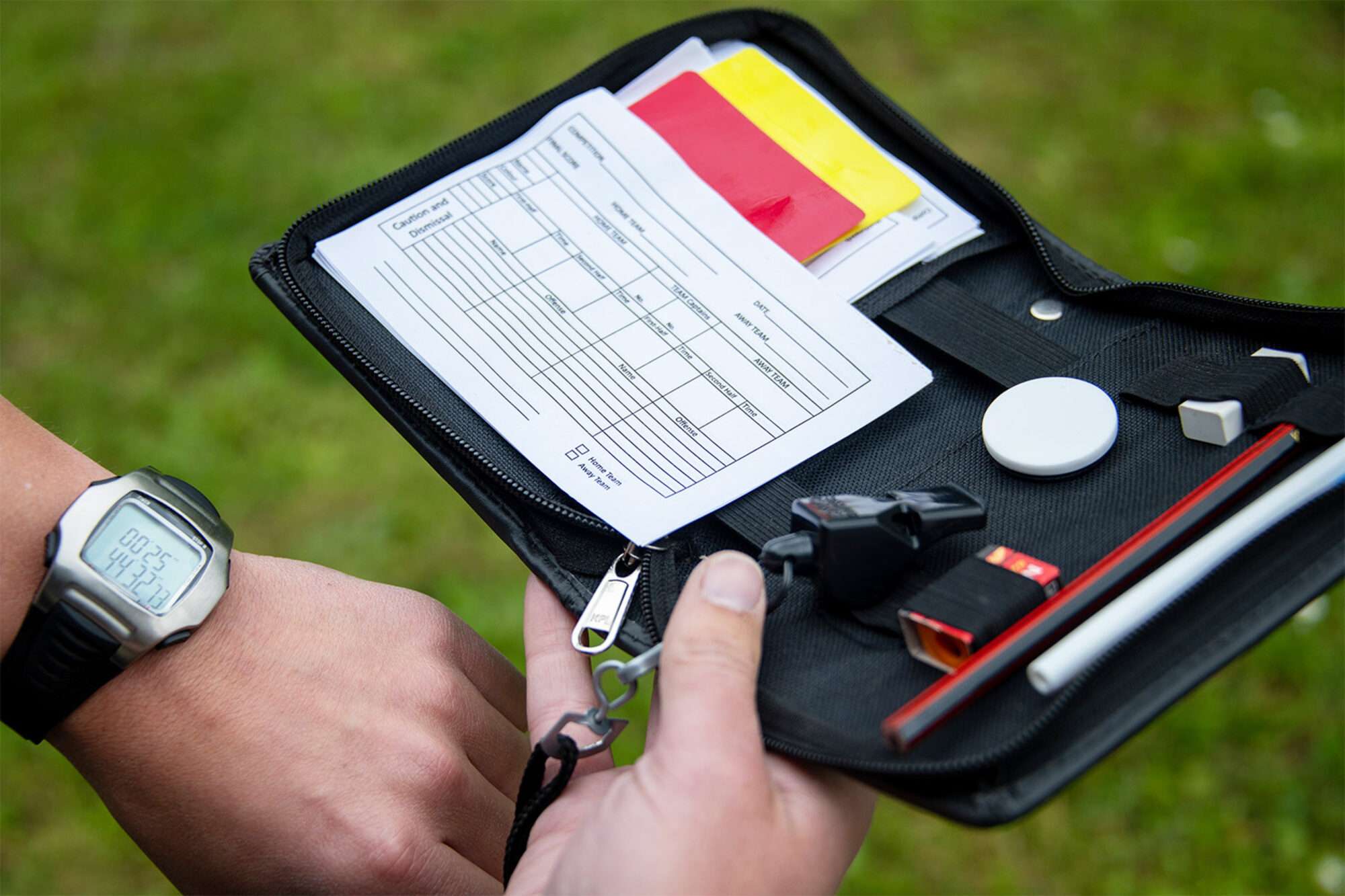 Image du produit : PREMIUM referee kit with watch
