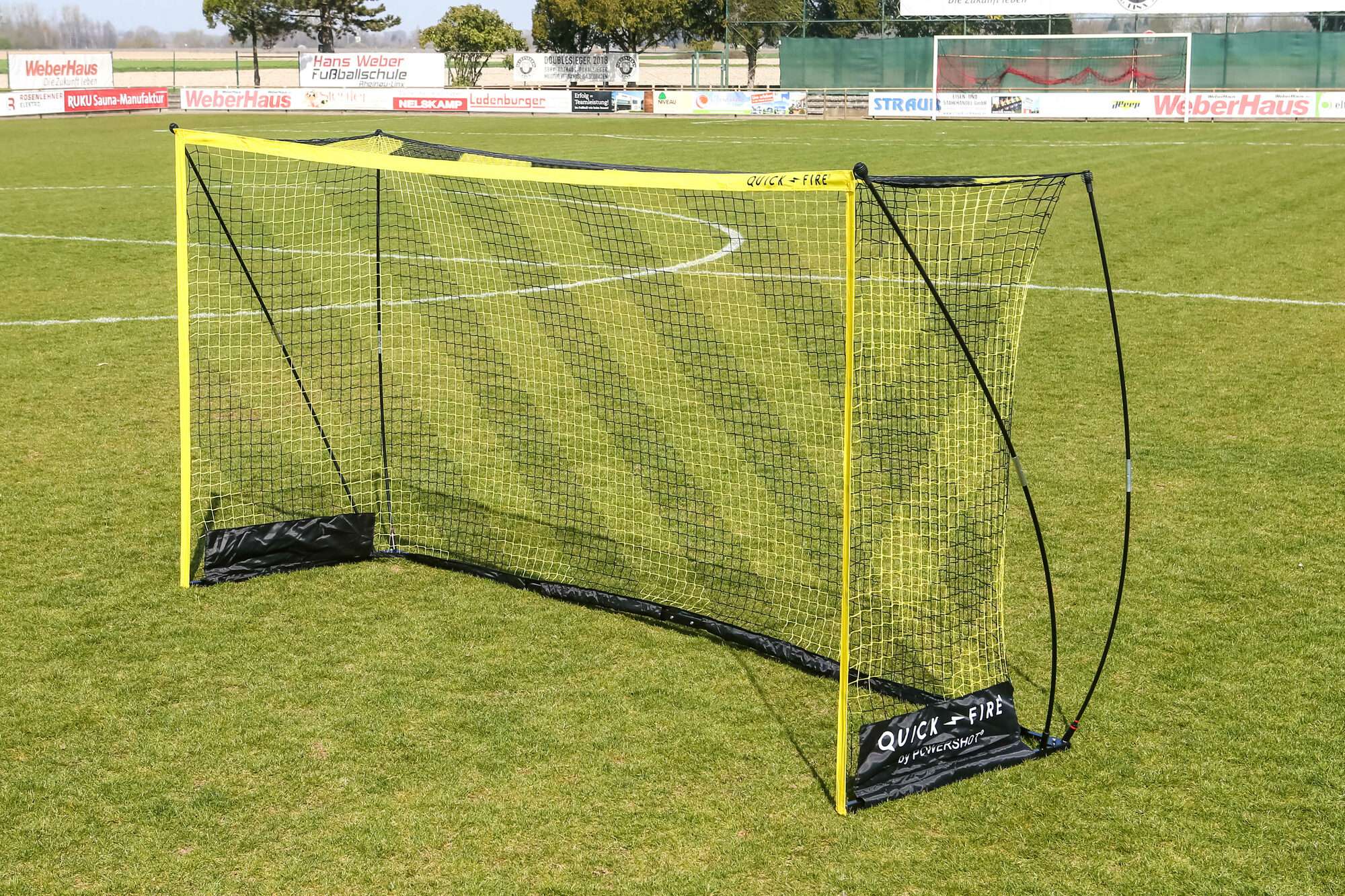 Image du produit : QuickFire Goal 6’ x 12’ - Self-weighted goal