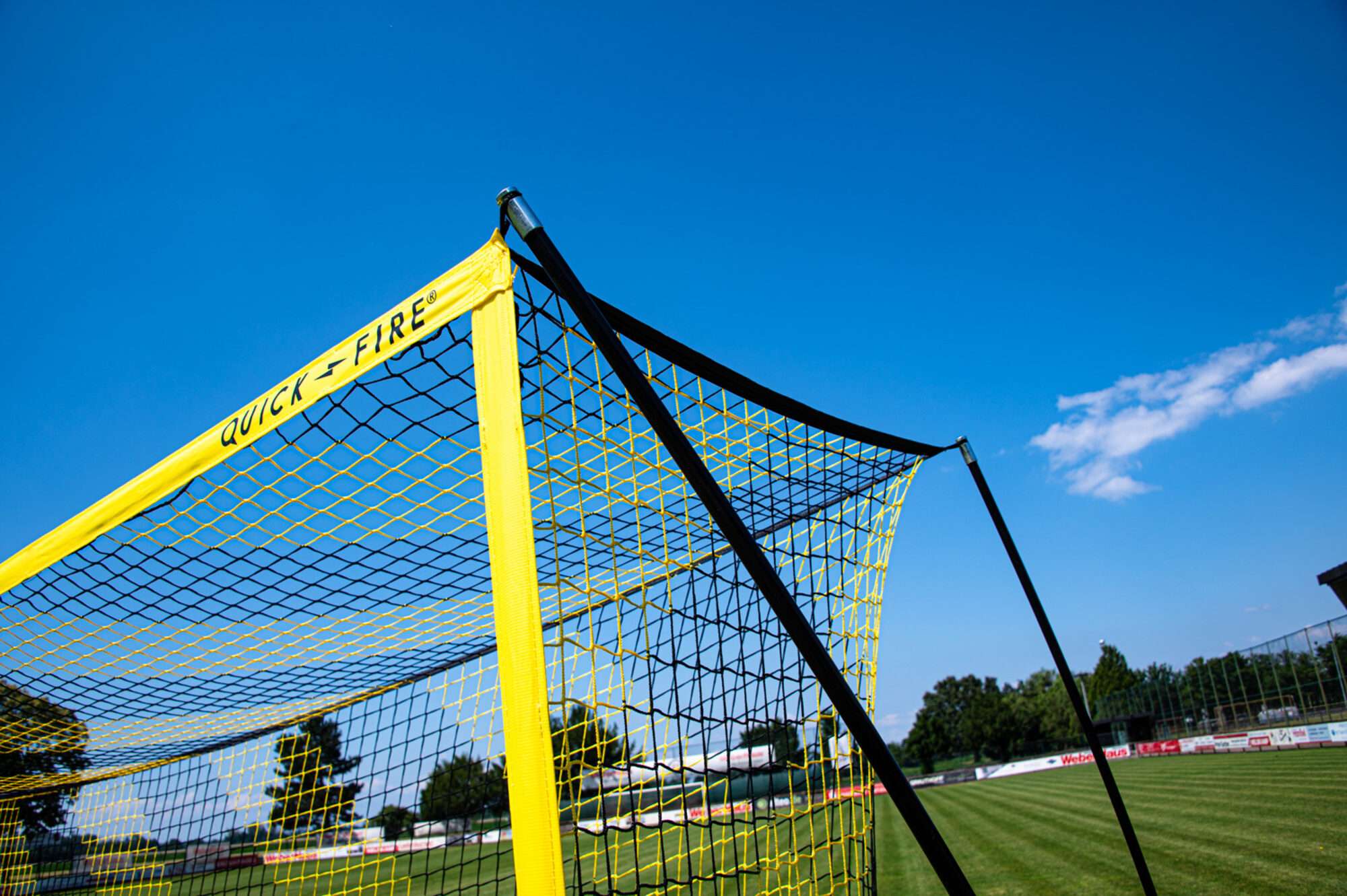 Image du produit : QuickFire Goal 7’ x 20’ - Self-weighted goal