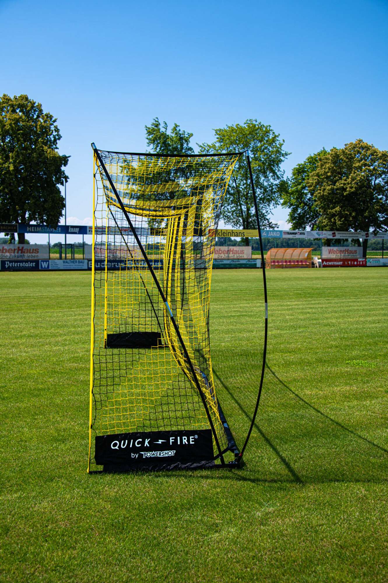 Image du produit : QuickFire Goal 7’ x 20’ - Self-weighted goal