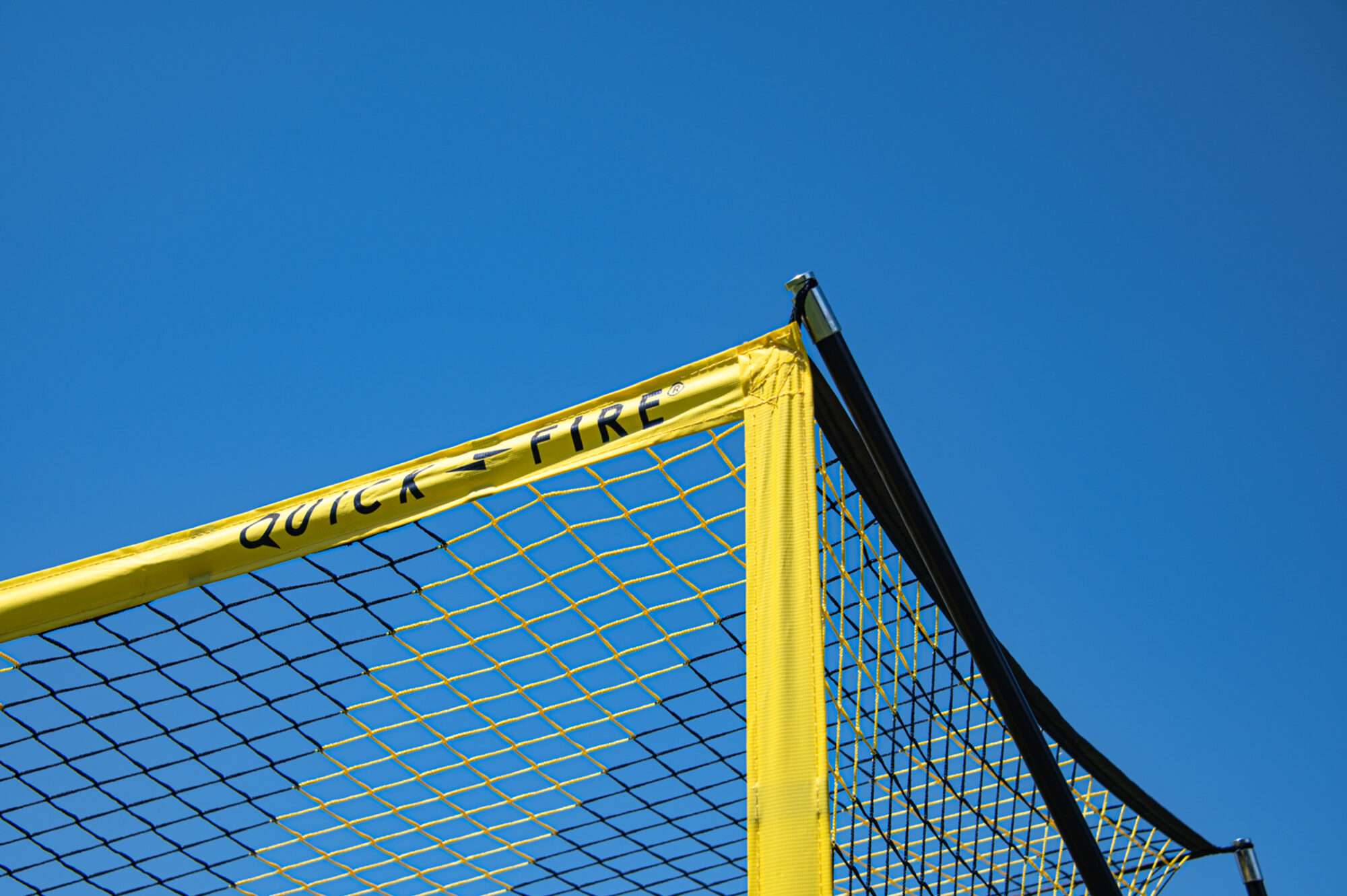 Image du produit : QuickFire Goal 8’ x 24’ - Full size - Self-weighted goal