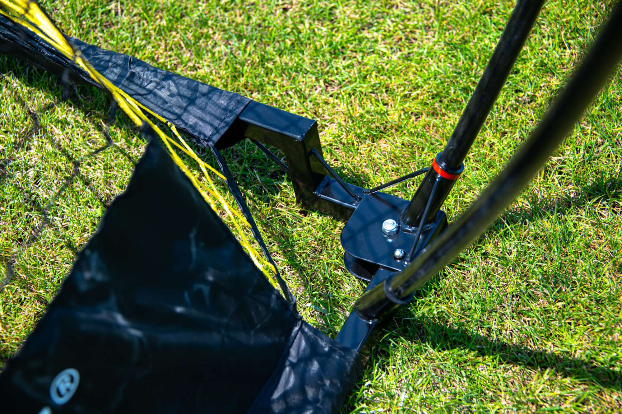 Image du produit : QuickFire Goal 8’ x 24’ - Full size - Self-weighted goal