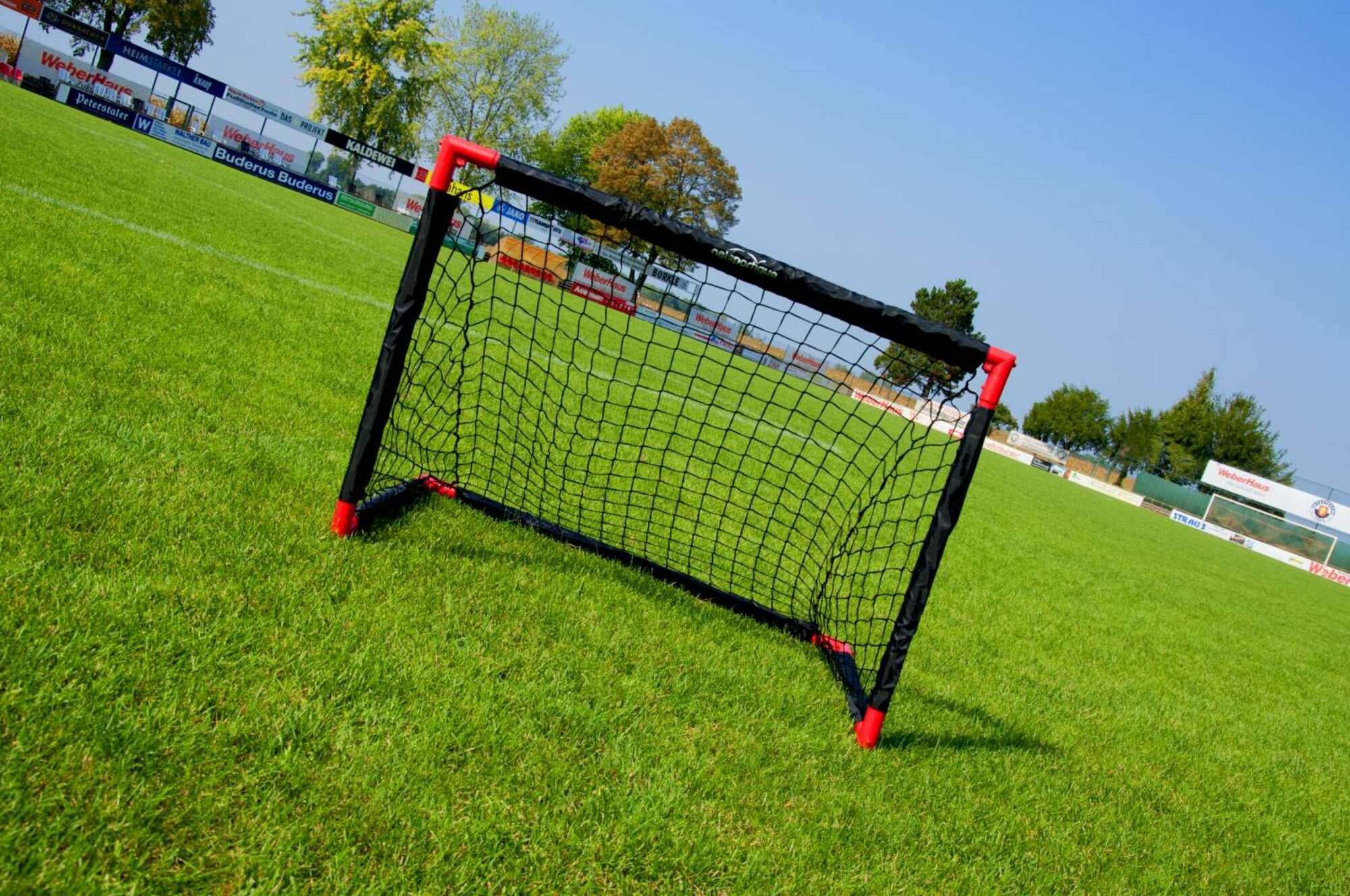 Image du produit : 90x60cm folding garden soccer goal + ball