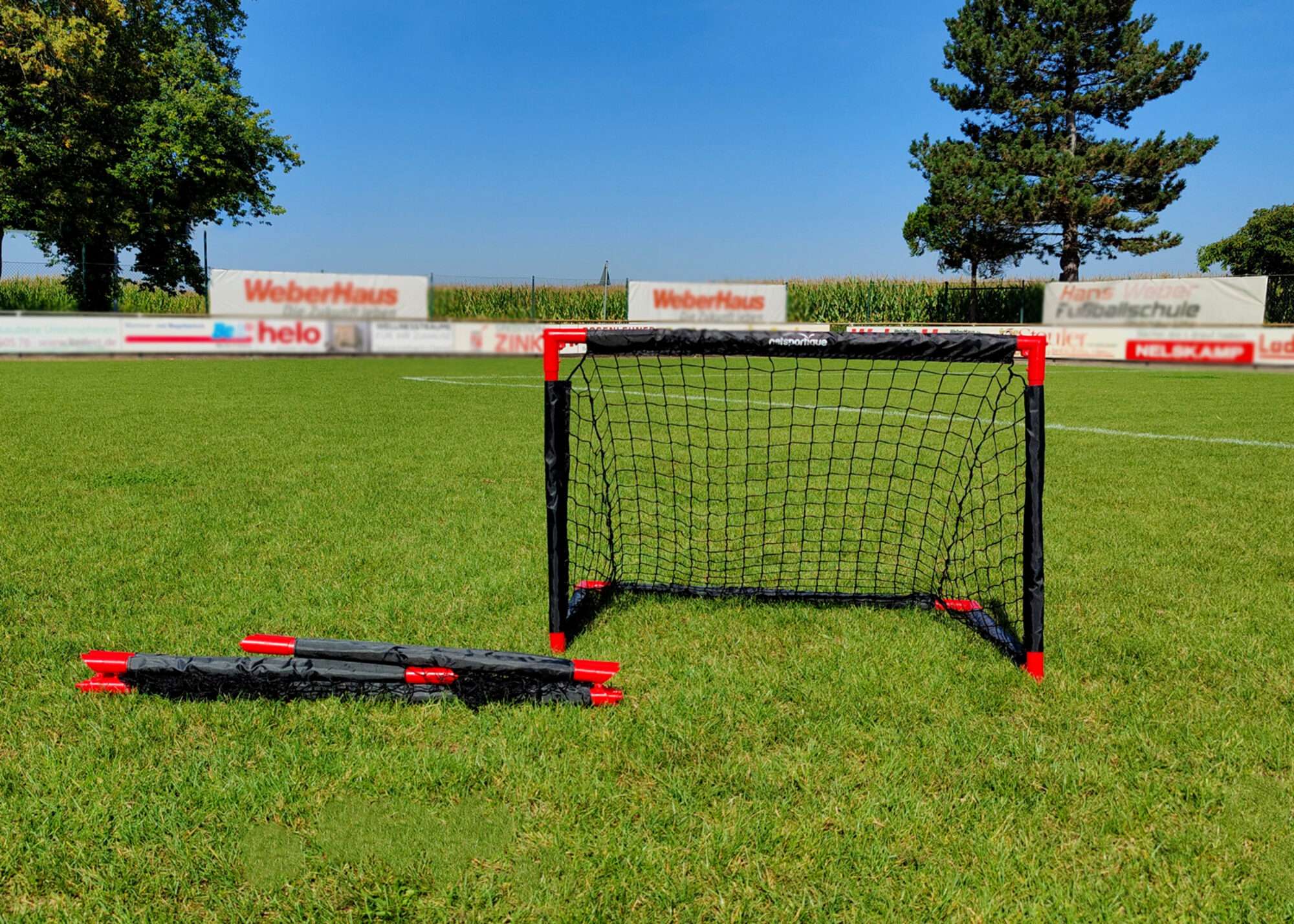 Image du produit : 90x60cm folding garden soccer goal + ball
