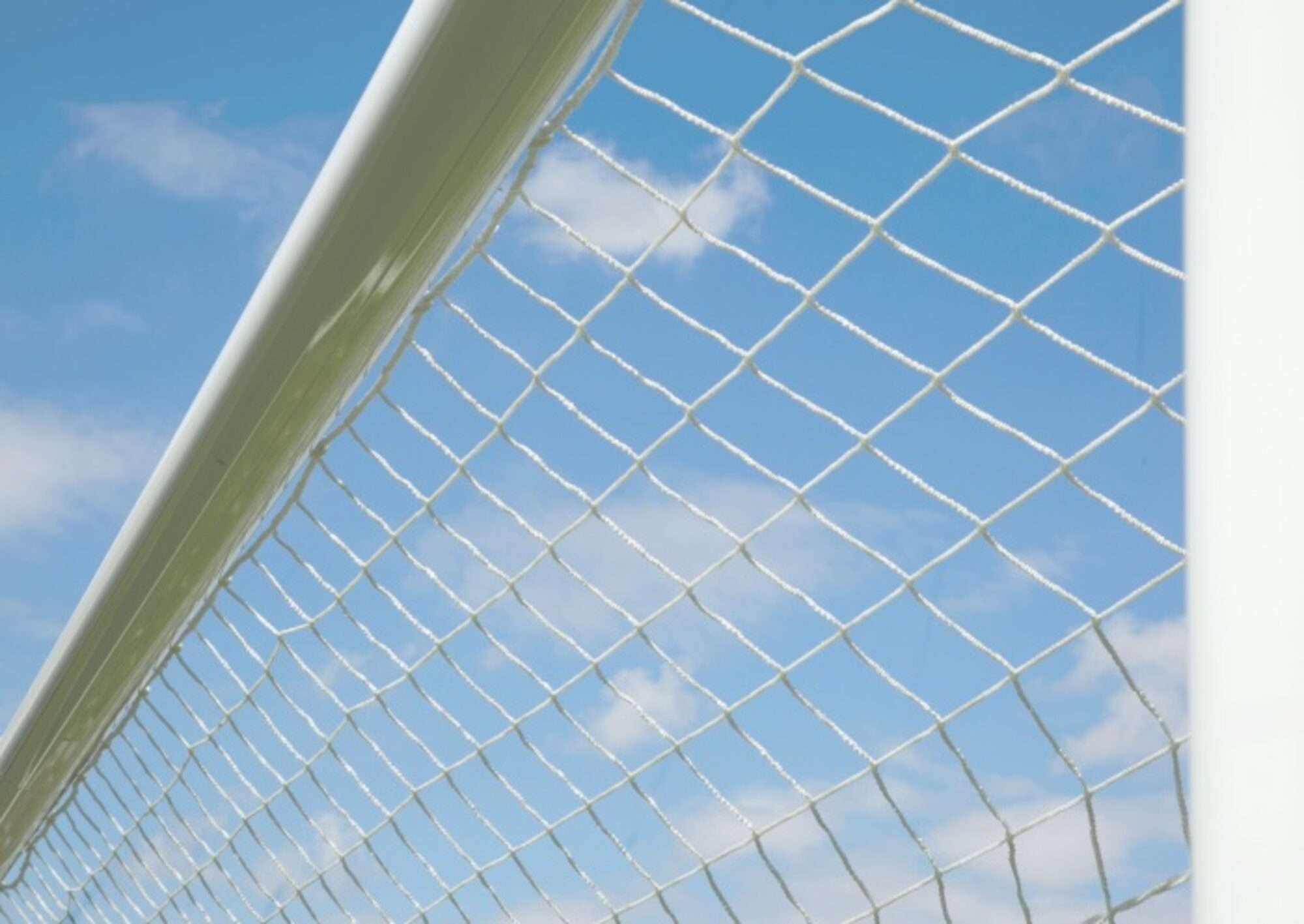 Image du produit : 11-a-side football net 4mm - White - For goal 7.32 x 2.44 x 0.8 x 1.5m