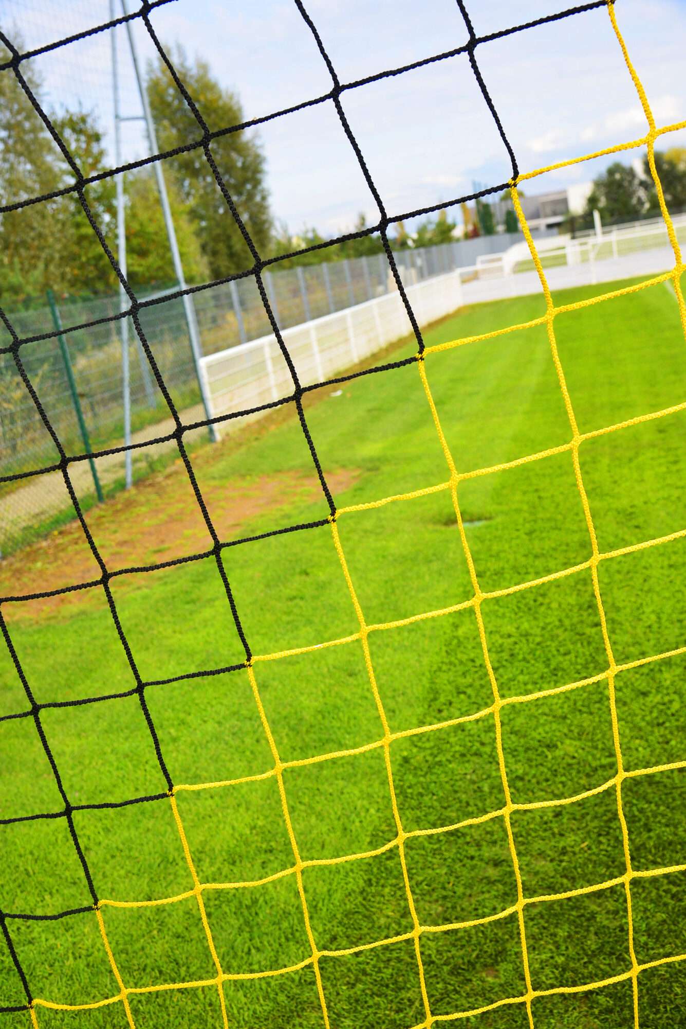 Image du produit : Football goal net 5 x 2 m - 4 mm - Yellow and black